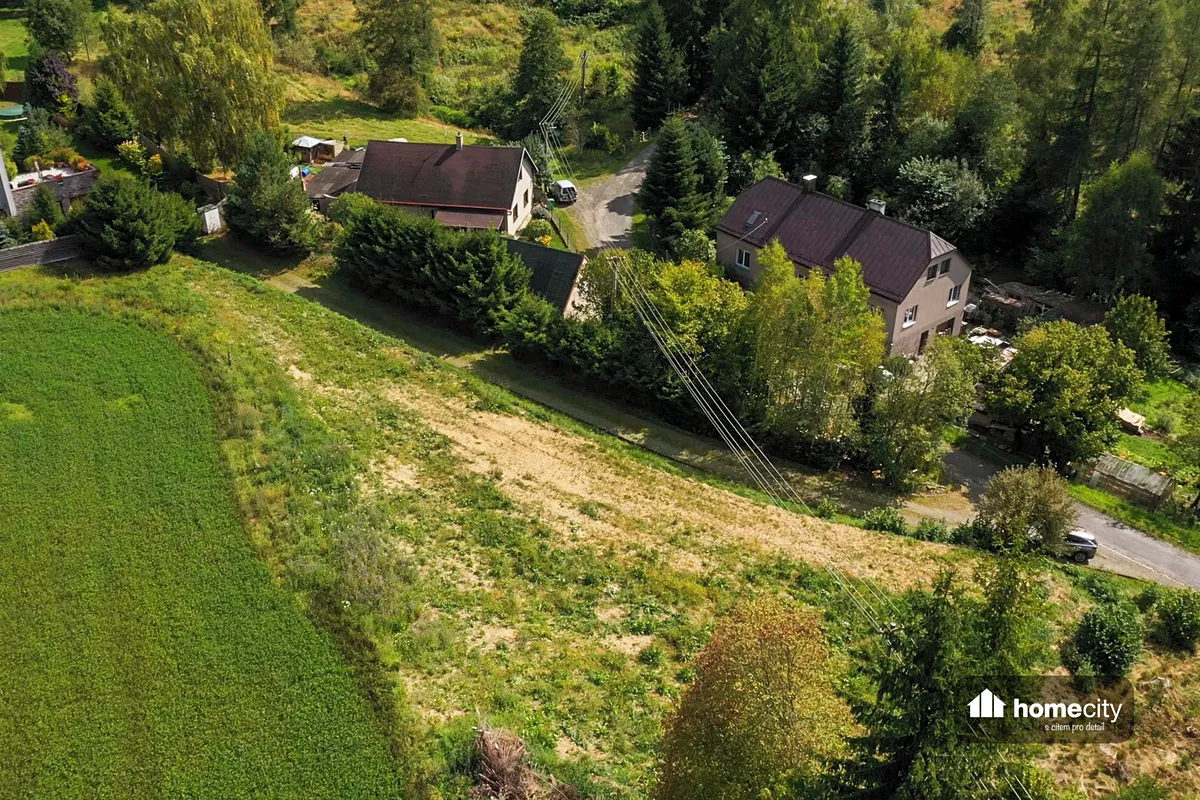 Prodej stavebního pozemku 1256 m²